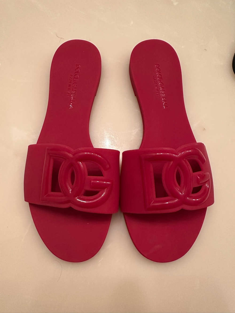 dolce & Gabbana Hot Pink Logo Slide Sandalss new no box.